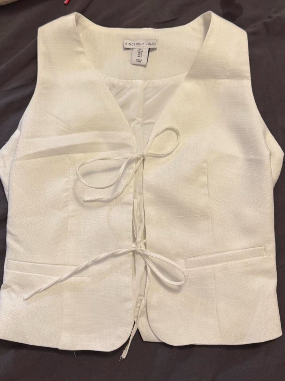 Sincerly Jules White Tie-Front Vest Top